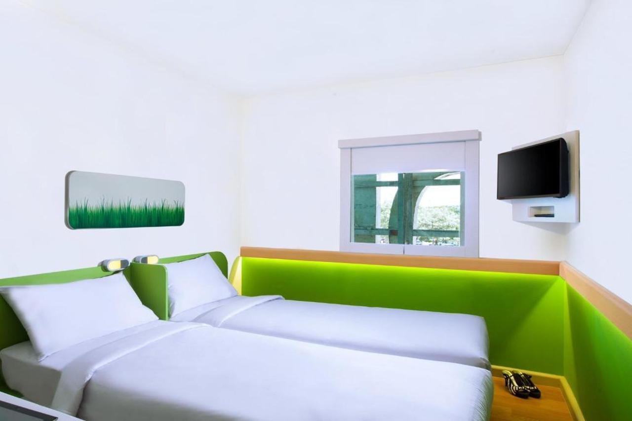 Cordia Hotel Makassar Airport Mandai Buitenkant foto