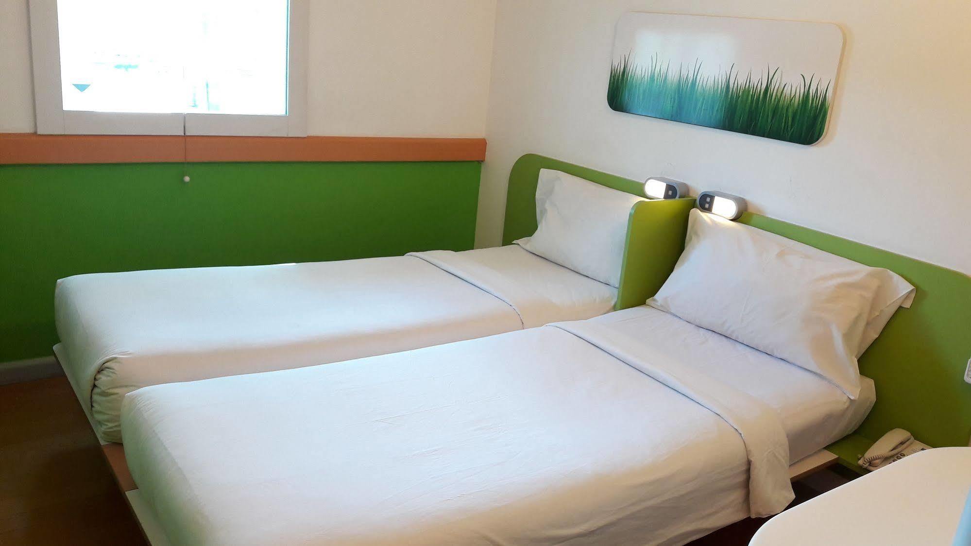 Cordia Hotel Makassar Airport Mandai Buitenkant foto